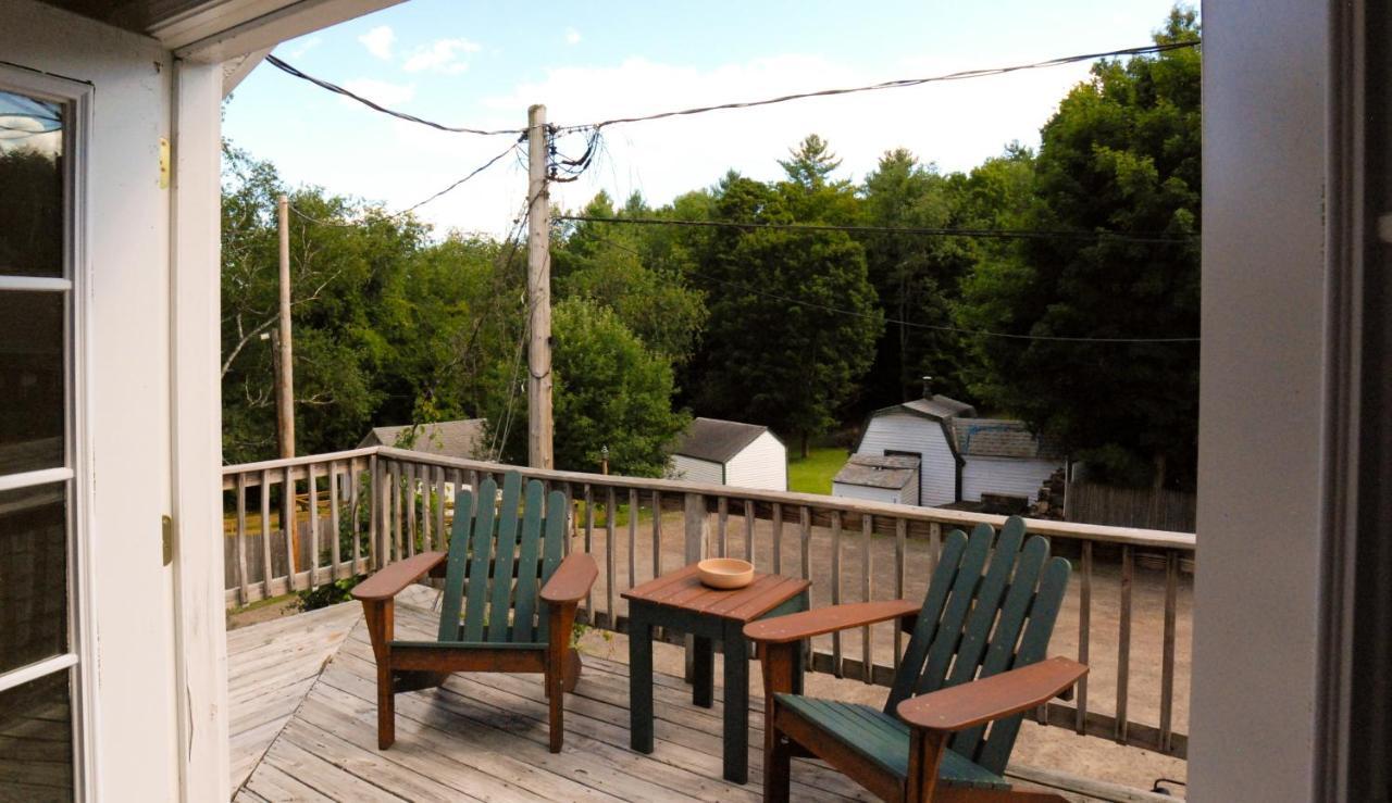 Maple Leaf Lodge 斯克伦湖 外观 照片